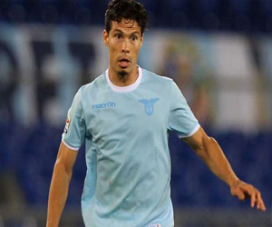   مصر اليوم - برشلونة قد يحصل على ثنائي لاتسيو في يناير