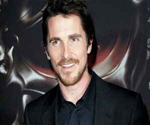   مصر اليوم - كريستيان بيل يواجه صعوبة في التخلّص من الوزن الزائد