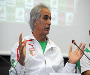   مصر اليوم - رغم الإغراءات وحيد حاليلوزيتش مدرب الجزائر في طريقه لتجديد عقده