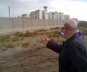   مصر اليوم - محافظ بورسعيد يتفقد الأعمال النهائية لسور الحراسات