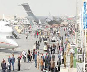   مصر اليوم - جهود تنظيمية واسعة ومشاركات في معرض البحرين الدولي للطيران 2014