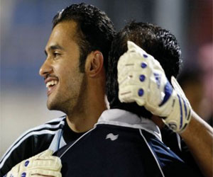 مصر اليوم - الكويتي نوَّاف الخالدي يدخل نادي الـ100 مباراة دولية