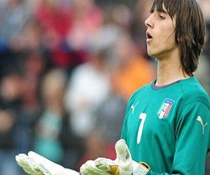   مصر اليوم - إيه سى ميلان يتطلع لشراء حارس مرمى جنوه الصيف المقبل