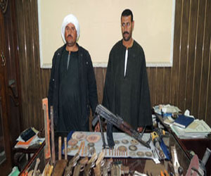   مصر اليوم - ضبط عامل يدير منزله كورشة لتصنيع الأسلحة في الفيوم