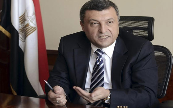   مصر اليوم - البترول توافقُ على سدادِ الشركّاتِ الخاصةِ قيّمة الوقودِ بالجنيّه المصري