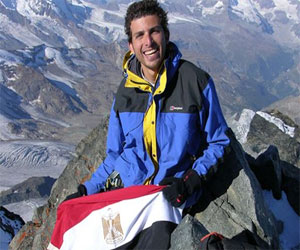   مصر اليوم - عمر سمرة في القاهرة بعد فوزه بمسابقة أبولو كأول رائد فضاء مصري