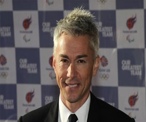   مصر اليوم - جوناثان إدواردز يدير ندوة الطب الرياضي في منتدى الدوحة