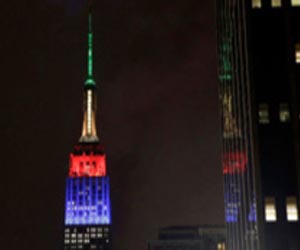 مصر اليوم - ناطحة سحاب أميركية بألوان علم جنوب أفريقيا