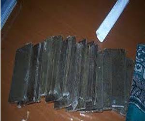   مصر اليوم - ضبط فتاة تبيع مخدِّر الحشيش في البحر الأحمر