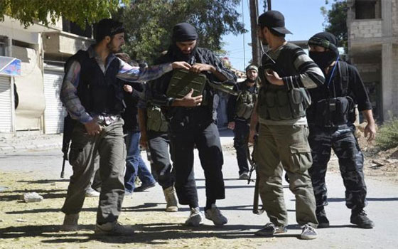   مصر اليوم - الدولة الإسلاميّة في العراق والشام تهجّر الأكراد من منازلهم في الرقة وحلب