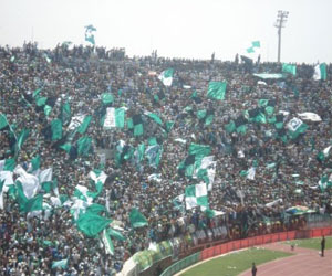   مصر اليوم - احتفالات صاخبة لجماهير الرجاء في أغادير والدار البيضاء