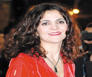   مصر اليوم - الممثلة المغربيّة آمال عيوش تستعد لتصوير دموع إبليس