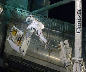   مصر اليوم - ناسا تواجه مشكلات في نظام تبريد محطة الفضاء الدولية