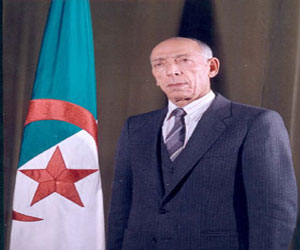   مصر اليوم - نجل الرئيس الجزائريِّ المغتال بوضياف ينفي تنازله عن كشف الحقيقة