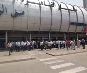   مصر اليوم - فاضل يؤكد أن الحركة الجوية في المطارات تسير بشكل طبيعي