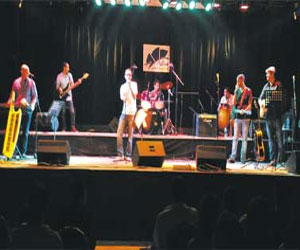   مصر اليوم - فرقة ملاليم تستعد لمهرجان المعادي