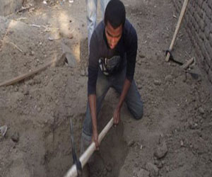   مصر اليوم - ضبط عاطلين أثناء تنقيبهما عن الآثار في الدرب الأحمر