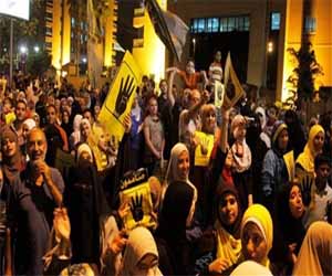   مصر اليوم - مسيرة ليلية ووقفة نسائية لأنصار الإخوان في شرق الأسكندرية