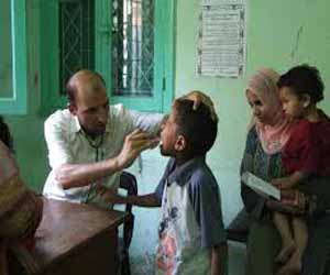   مصر اليوم - حزب النور يُنظِّم يومًا خدميًا في قنا شمل قافلة طبيَّة