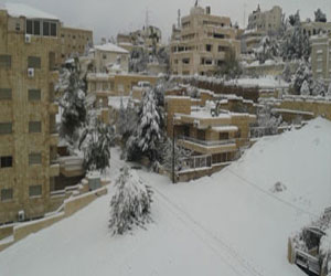   مصر اليوم - تعطيل الدوائر الحكومية والمؤسسات الرسمية في الأردن الأحد بسبب الثلوج