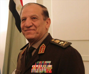   مصر اليوم - الاستماع إلى شهادة سامي عنان في محاكمة مبارك