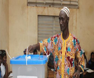   مصر اليوم - بدء التصويت في الإنتخابات التشريعية في مالي