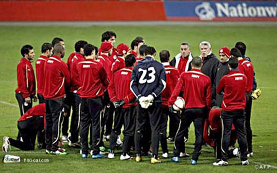   مصر اليوم - البوسنة وكوريا الجنوبية يطلبان اللعب مع منتخب مصر وديًّا مقابل 100 ألف دولار