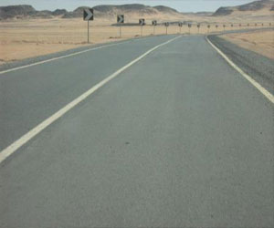   مصر اليوم - 310 ملايين جنية لرصف طرق أسوان/القاهرة الزراعي والصحراوي