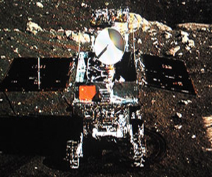   مصر اليوم - الصين تعلن نجاح المسبار تشانج آه-3 فى تحقيق أول هبوط سلس على القمر