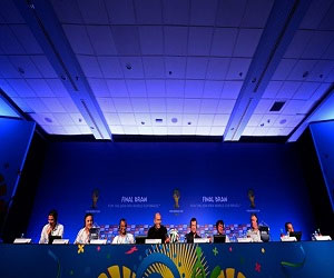 مصر اليوم - نيجيريا تشكل لجنة لمراقبة الأرجنتين وإيران والبوسنة قبل كأس العالم