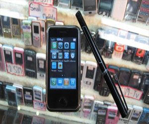   مصر اليوم - نصائح حول كيفية اكتشاف الهواتف النقالة المقلدة من الأصلية