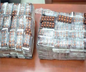   مصر اليوم - ضبط 7600 قرصًا مخدِّرًا داخل صيدليَّة في سوهاج