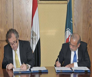   مصر اليوم - توقيع اتفاقية جديدة للبحث عن البترول فى خليج السويس