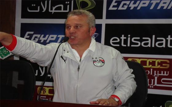   مصر اليوم - شوقي غريب يرهن رحيله بالفشل في التأهل لأمم أفريقيا 2015 في المغرب