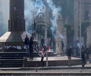   مصر اليوم - ١٢ حالة إصابة حصيلة اشتباكات جامعة القاهرة الثلاثاء