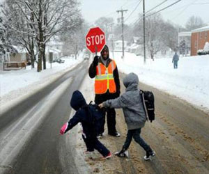   مصر اليوم - تعليق دوام جميع مدارس لواء الجامعة في الأردن الاربعاء