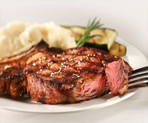   مصر اليوم - الستيك بالصلصة بالبيضاء