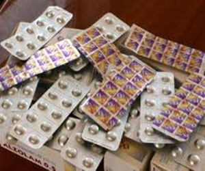 مصر اليوم - ضبط عاطل بحوزته 600 قرص تامول في الغردقة