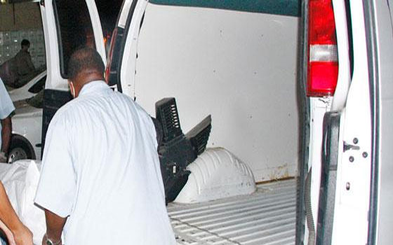   مصر اليوم - القبض على أحد أقارب عجوز و 3 عاطلين لقتلهم إياه خنقًا بلاصق طبي