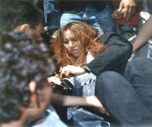   مصر اليوم - القبض على رجل جرّد سيدة من ملابسها في الجيزة