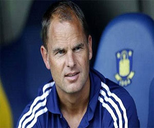   مصر اليوم - أنتر يجري اتصالات مع دي بور مدرب اياكس لتولي إدارة الفريق الإيطالي الفنية