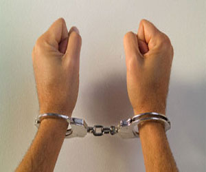 مصر اليوم - ضبط عاطل محكوم عليه بالمؤبد في قضية مخدرات بـسمنود