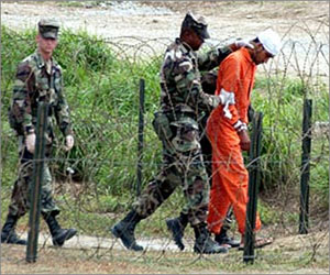   مصر اليوم - الولايات المتحدة تعيد اثنين من معتقلي غوانتنامو إلى السودان