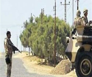 مصر اليوم - مقتل شرطي في هجوم مسلَّح على حاجز أمني في بورسعيد