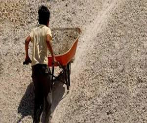   مصر اليوم - ﺗﻮﻗﻴﻊ ﻋﻘﺪ مهنيّ لحماية أﻃﻔﺎﻝ سوهاج ﺍﻟﻌﺎﻣﻠﻴﻦ في ﺍﻟﻤﺠﺎﻝ ﺍﻟﺰﺭﺍعيّ