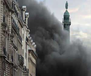   مصر اليوم - اندلاع حريق كبير في عمارة سكنية في باريس وإصابة 7 أشخاص