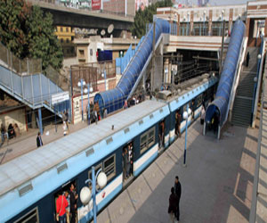   مصر اليوم - سقوط عاطلين كونا تشكيلاً عصابياً لسرقة المواطنين من محطات المترو