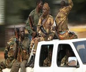   مصر اليوم - اندلاع موجة جديدة من أعمال العنف في أفريقيا الوسطى