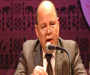   مصر اليوم - عرب يكرم ناجي شاكر أحد رواد فن العرائس فيالأعلى للثقافة