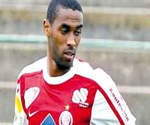 مصر اليوم - حسين ياجور نجم الرجاء البيضاوى يؤكد ضرب فريقنا موعدًا مع المجد